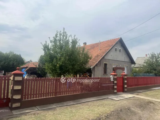 Eladó ház Tápiógyörgye 81 nm