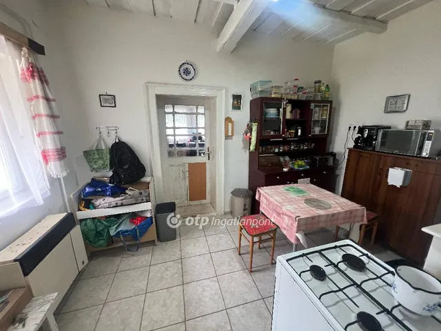 Eladó ház Újszász 70 nm
