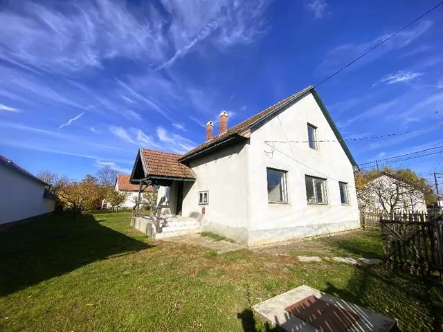 Eladó ház Kisújszállás 98 nm