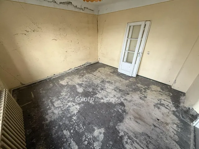 Eladó ház Tiszakécske 79 nm