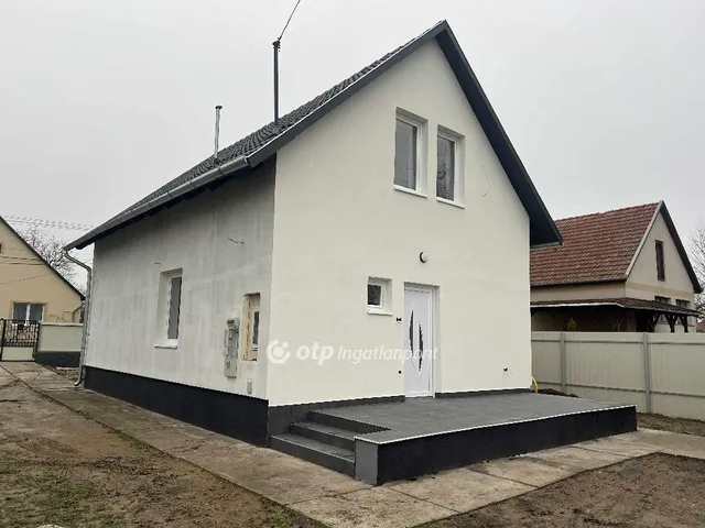 Eladó ház Farmos 100 nm