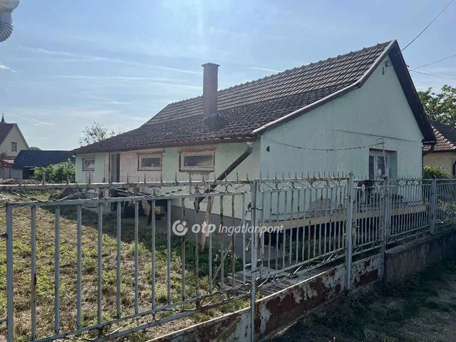 Eladó ház Tápiószele 67 nm