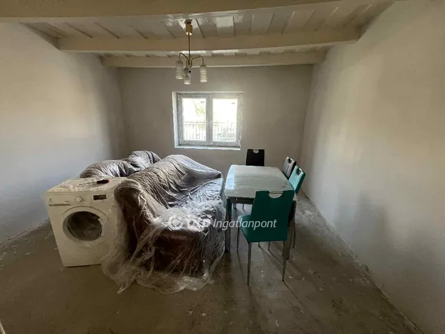 Eladó ház Tápiószele 67 nm