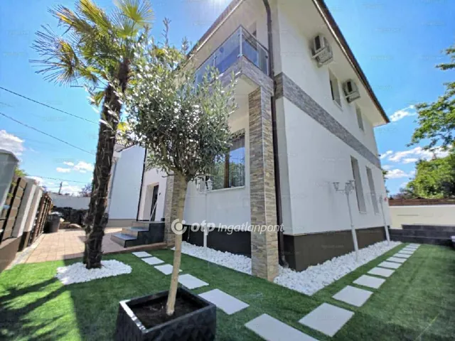 Eladó ház Budapest XVIII. kerület 160 nm