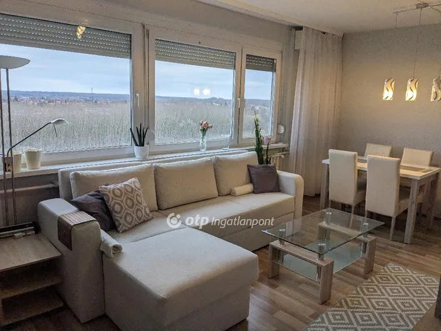 Eladó lakás Szolnok, Belváros 49 nm