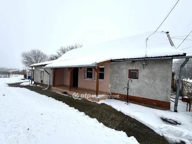Eladó ház Tápiószőlős 67 nm