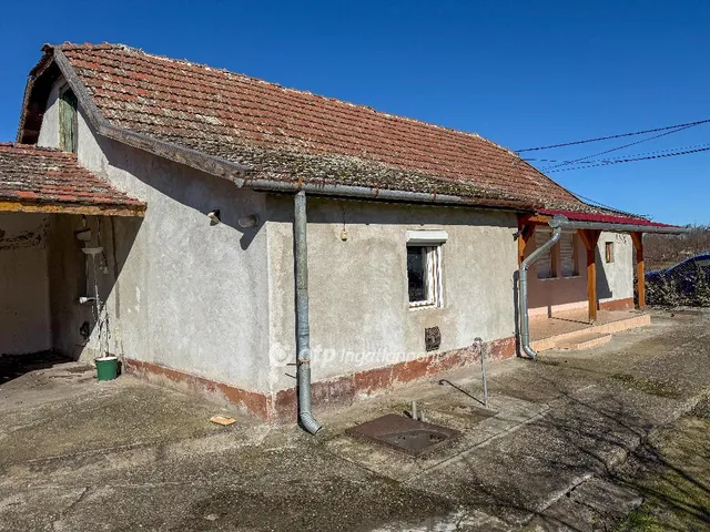 Eladó ház Tápiószőlős 67 nm