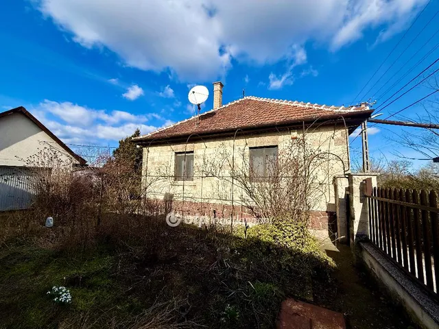 Eladó ház Cegléd 80 nm