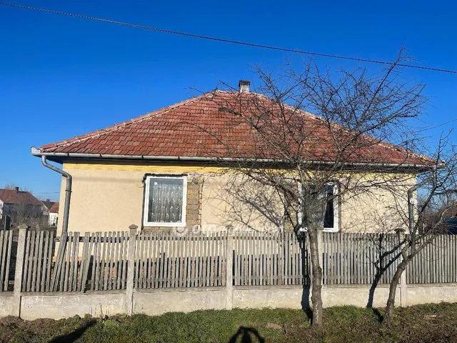 Eladó ház Tápiógyörgye 85 nm