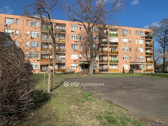 Eladó lakás Szolnok 54 nm