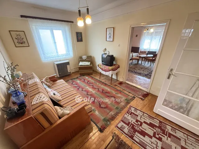 Eladó ház Tiszakécske 75 nm