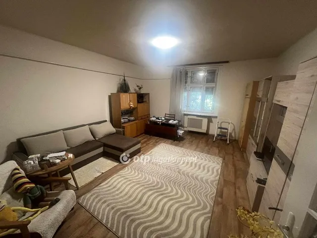 Eladó ház Kecskemét 200 nm