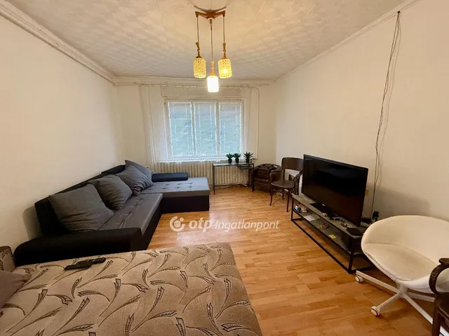 Eladó ház Tiszafüred 62 nm