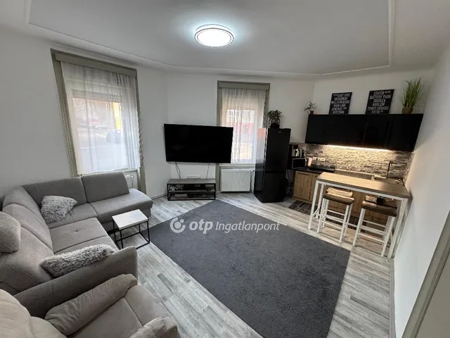 Eladó lakás Cegléd 51 nm