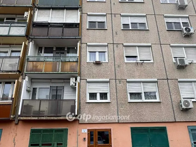 Eladó lakás Cegléd 54 nm