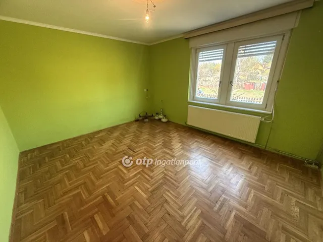 Eladó ház Tiszakécske 127 nm