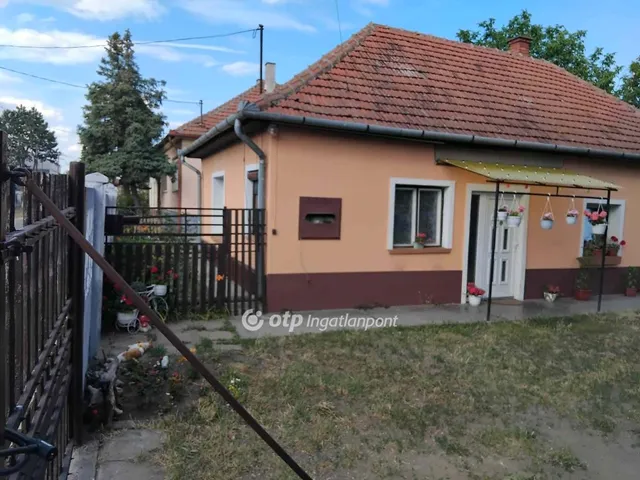 Eladó ház Nagykáta 101 nm