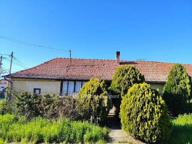 Eladó ház Alattyán 70 nm