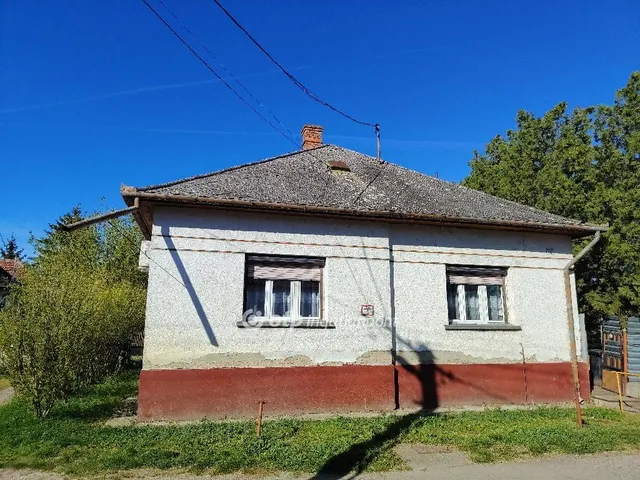 Eladó ház Zagyvarékas 75 nm