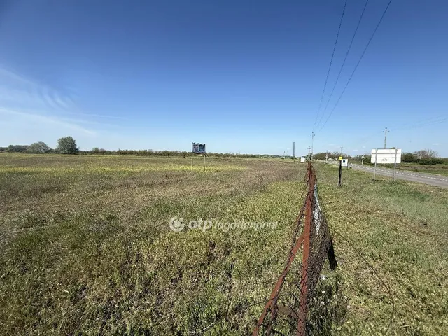 Eladó telek Tiszakécske 17073 nm
