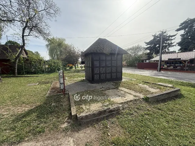 Eladó kereskedelmi és ipari ingatlan Tiszakécske 116 nm