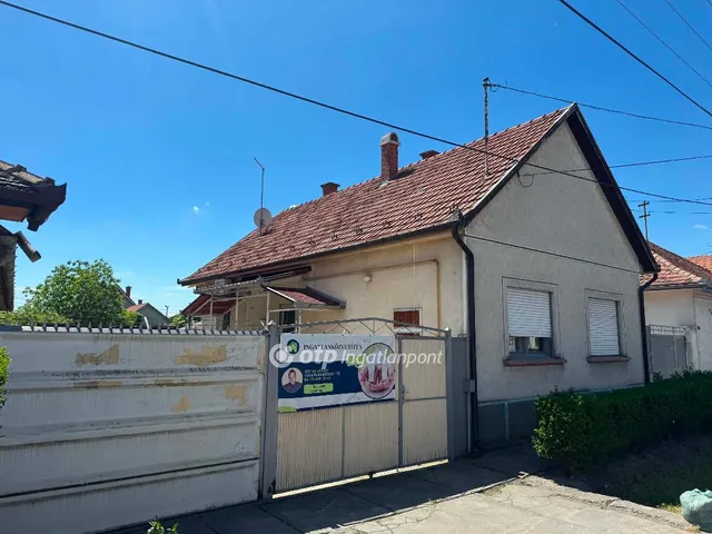 Eladó ház Cegléd 105 nm