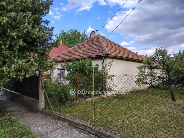 Eladó ház Szolnok 75 nm