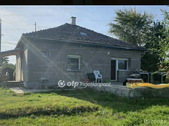 Eladó ház Tápiószele 65 nm