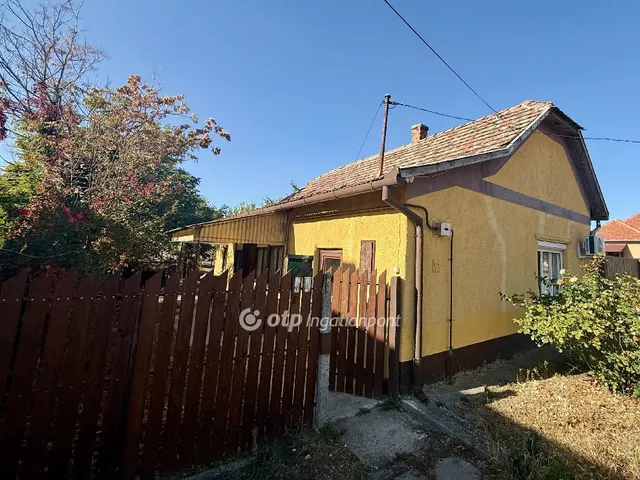 Eladó ház Jászkarajenő 52 nm