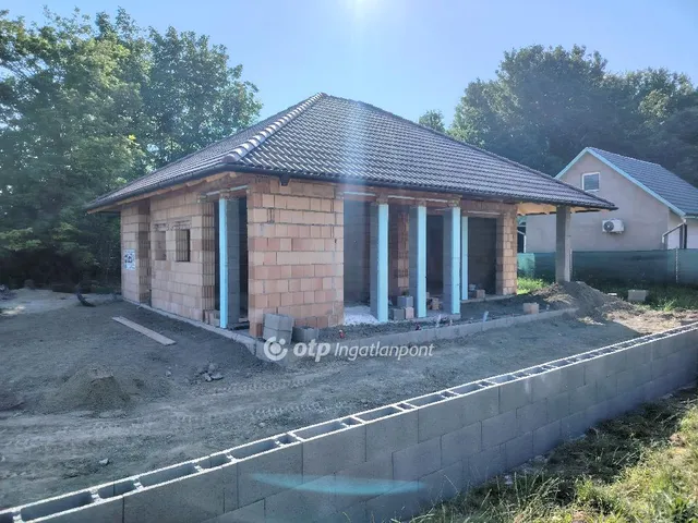 Eladó ház Velence 110 nm