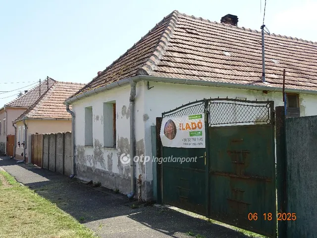 Eladó ház Ölbő 68 nm