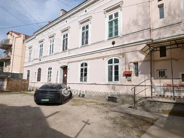 Eladó lakás Székesfehérvár, Belváros 50 nm