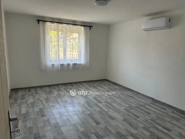 Eladó ház Perkáta 100 nm