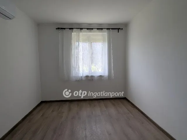 Eladó ház Perkáta 100 nm