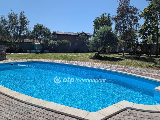 Eladó lakás Velence, csendes 68 nm