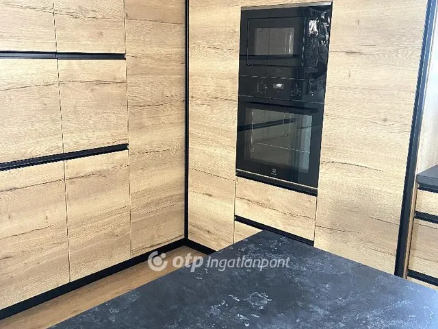 Eladó ház Tordas 135 nm