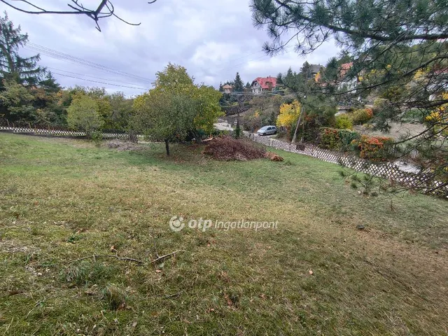 Eladó telek Velence, Bencehegy 1022 nm