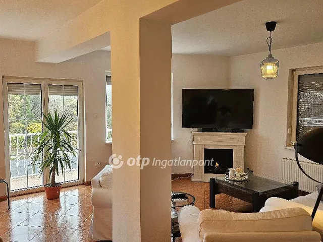 Eladó ház Velence 160 nm