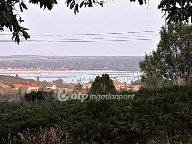 Eladó telek Sukoró 1069 nm