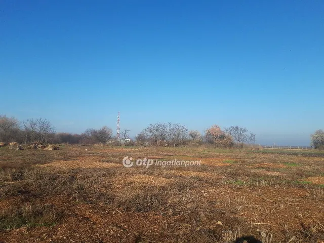 Eladó telek Kápolnásnyék 3473 nm