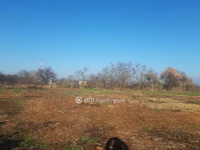 Eladó telek Kápolnásnyék 3473 nm