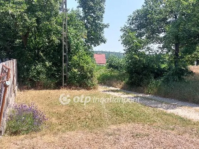 Eladó telek Sukoró 1069 nm