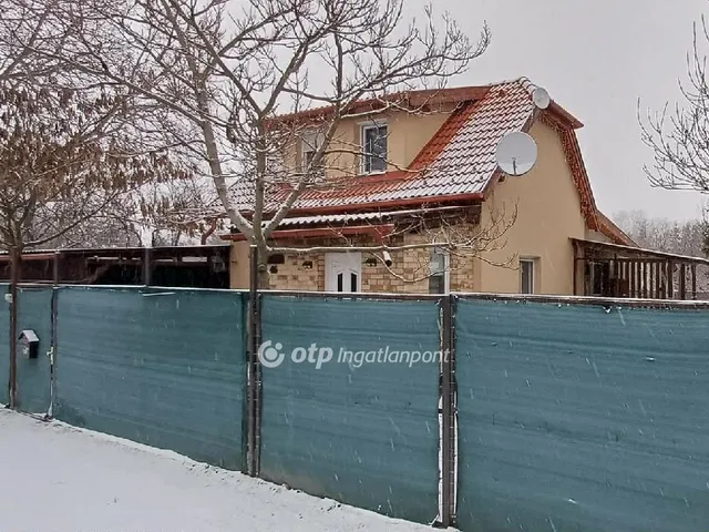 Eladó ház Székesfehérvár 70 nm