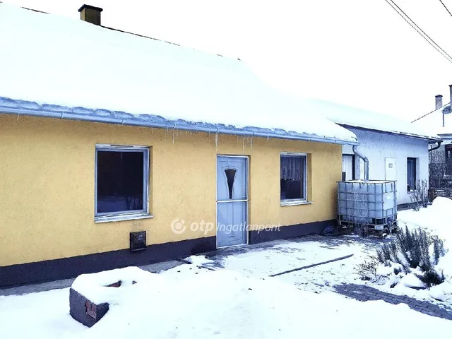 Eladó ház Székesfehérvár 70 nm