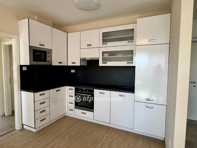 Kiadó lakás Székesfehérvár 96 nm