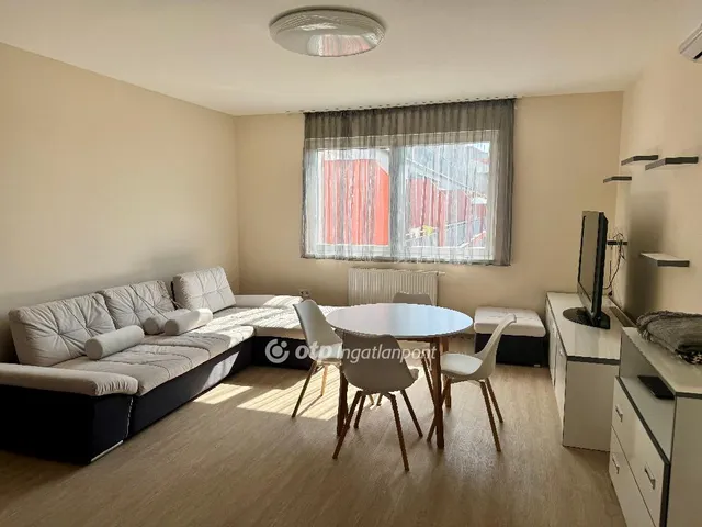 Eladó lakás Székesfehérvár 96 nm