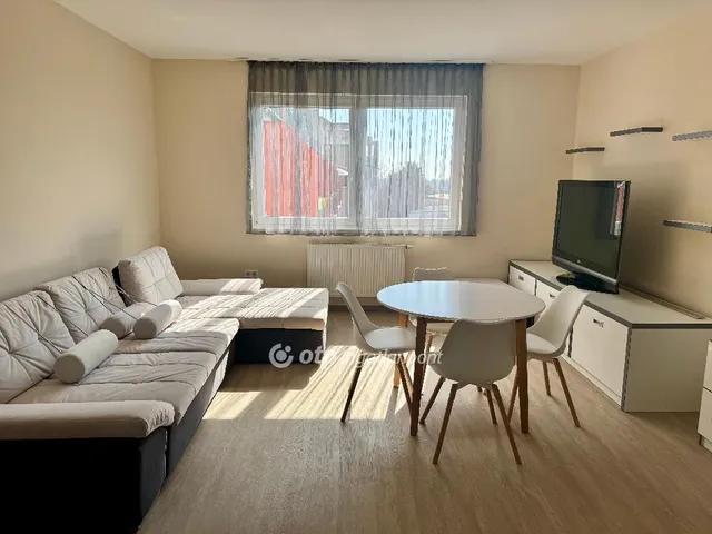 Eladó lakás Székesfehérvár 96 nm