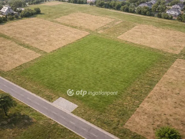 Eladó telek Szabadbattyán 1000 nm