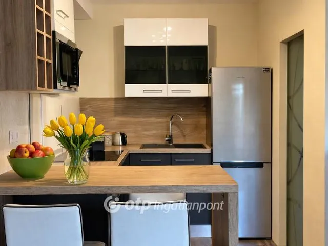 Eladó lakás Székesfehérvár, Felsőváros 57 nm