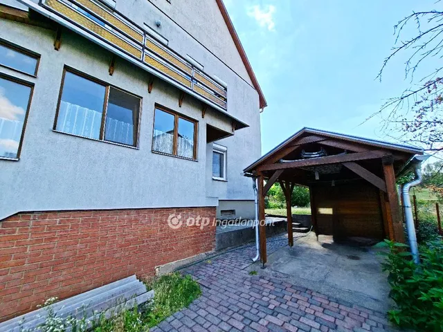 Eladó ház Székesfehérvár 187 nm